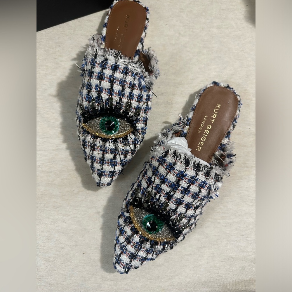 Kurt Geiger London Embellished Eye Rhinestone Miles Size 8.5